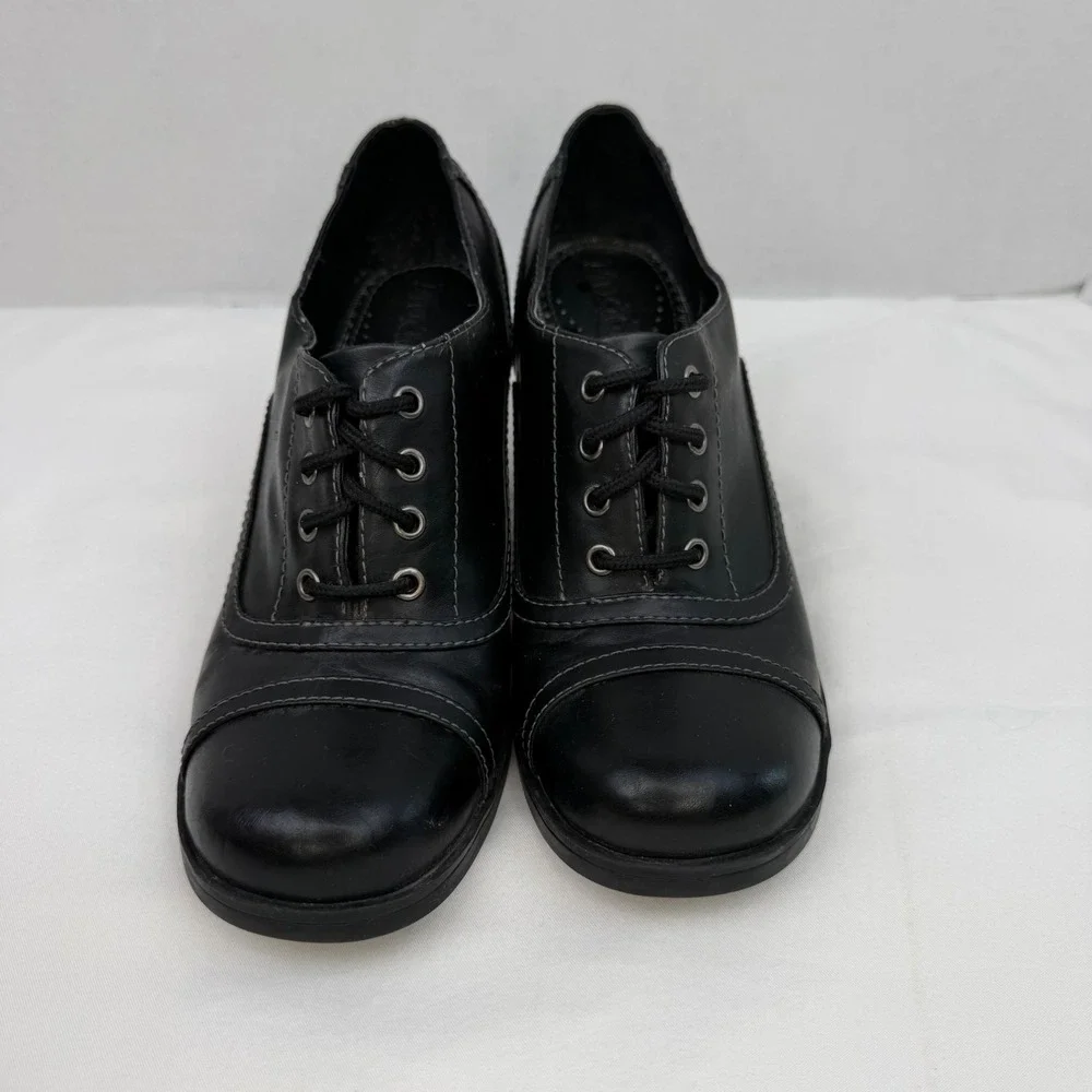 Mudd Floppy Black Lace Up Oxford Heels Vintage Y2K Cap Toe Shoes Size 8M